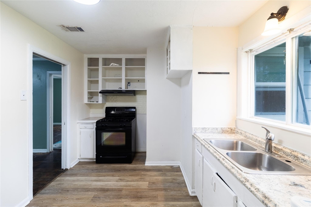 809 Norell Street - Photo 12