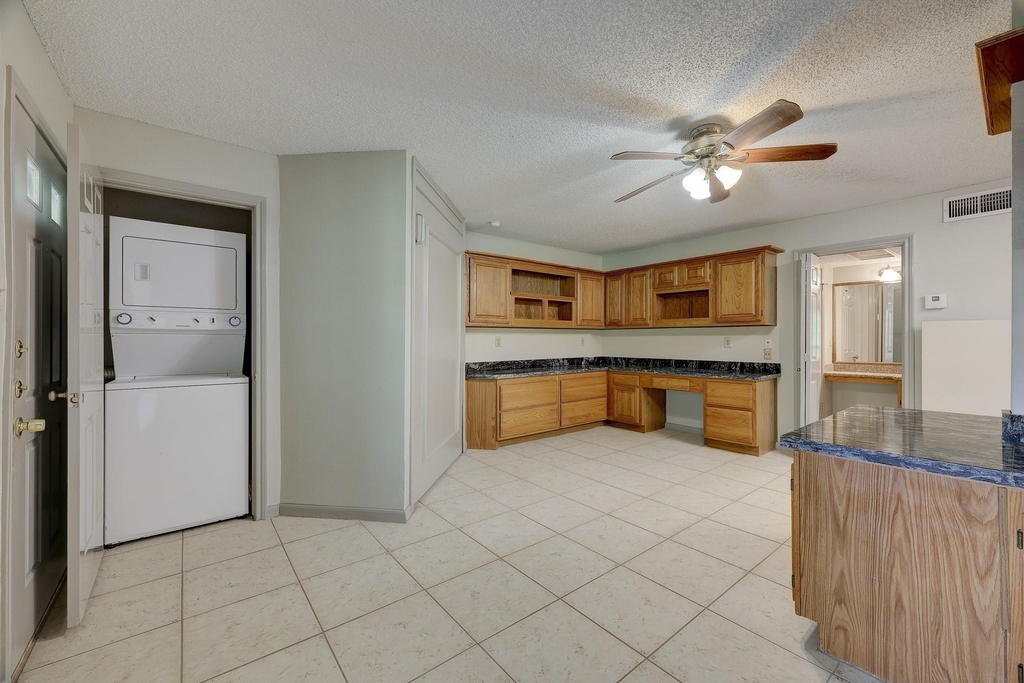 1311 Antoine Drive - Photo 11