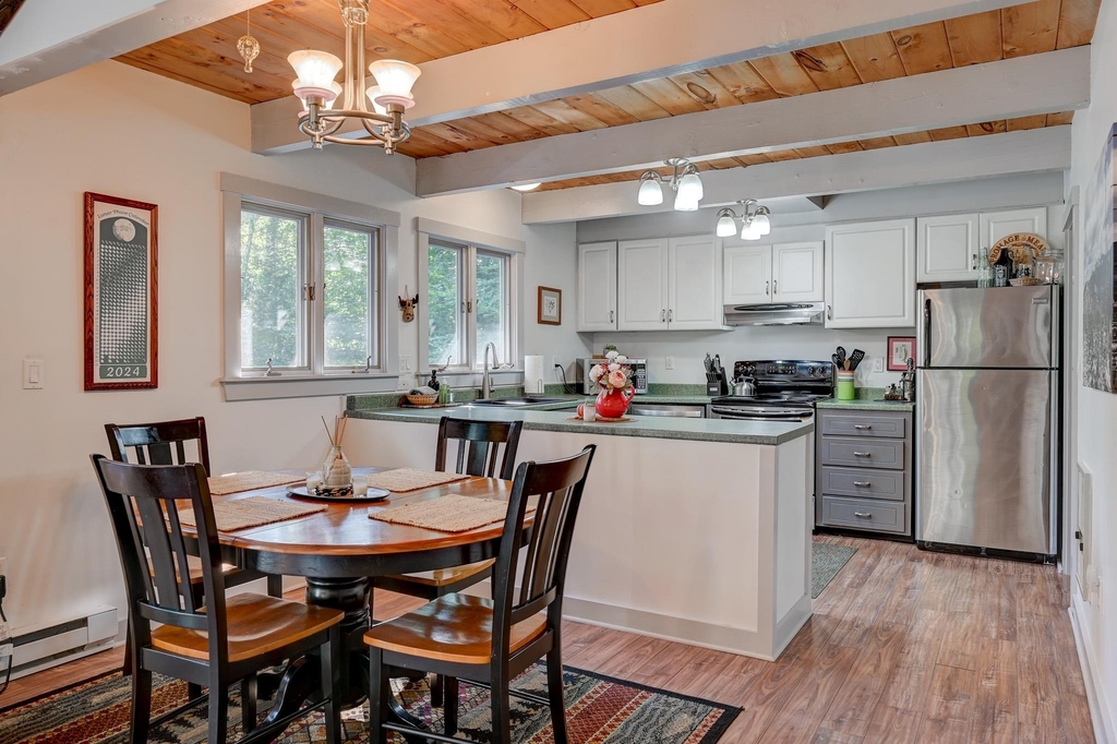 186 Ledgewood - Photo 9