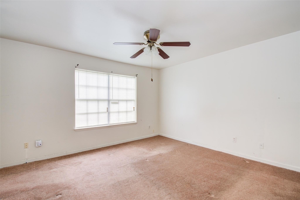 4124 Belle Park Drive - Photo 16