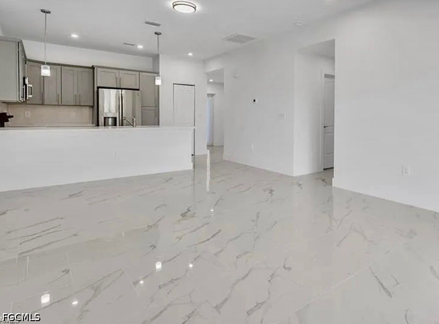 402 Grant Boulevard - Photo 1
