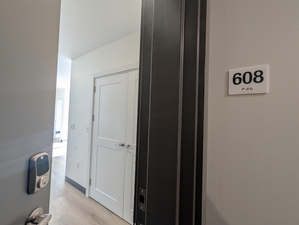 55 North Main - Photo 10