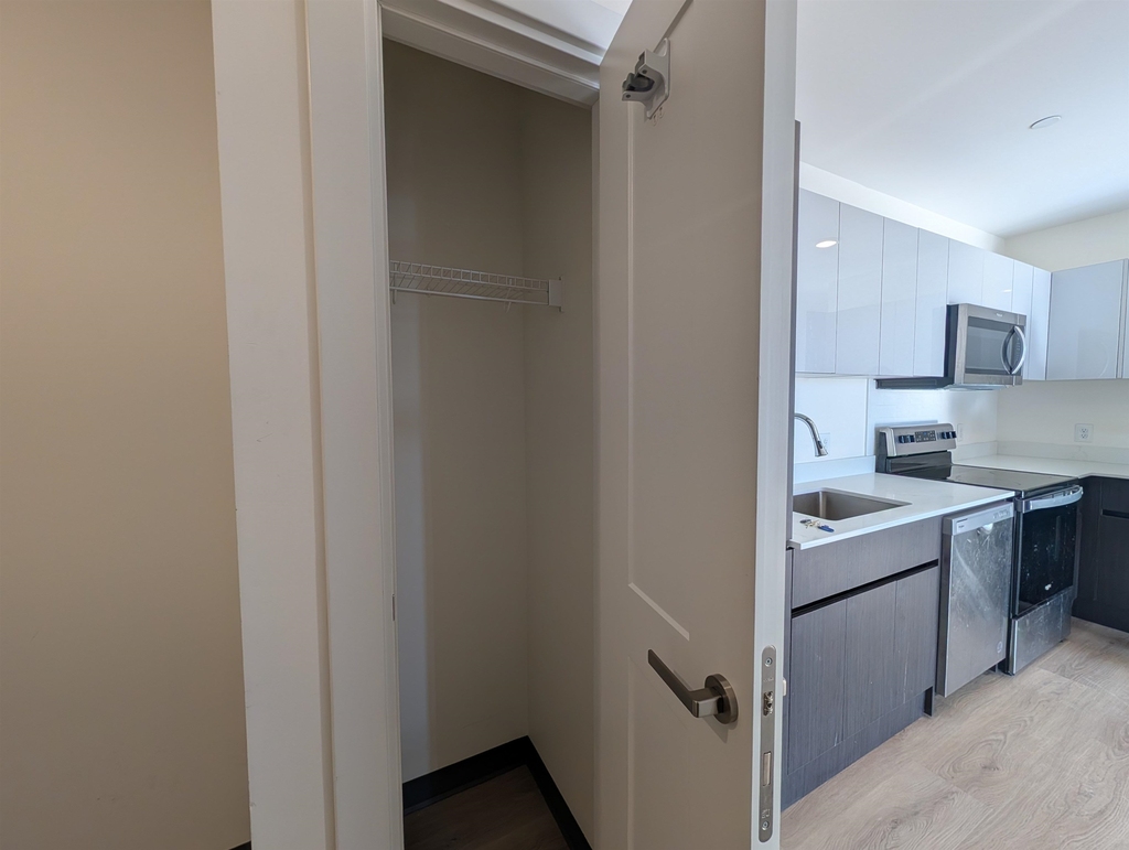 55 North Main - Photo 12