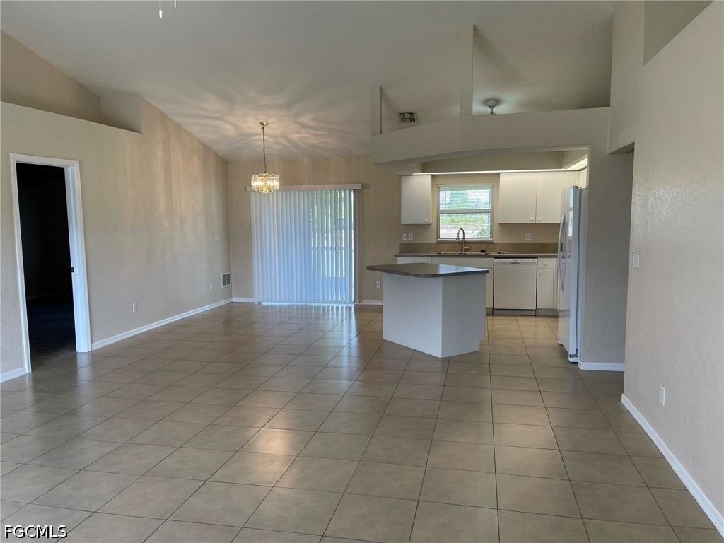 1835 Nw 31st Terrace - Photo 2
