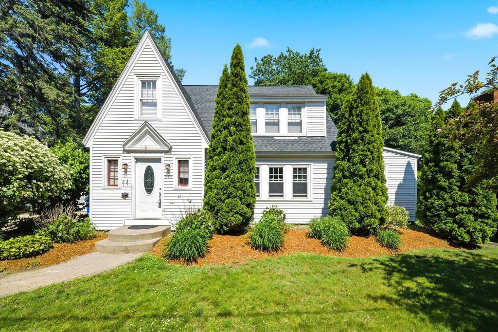 345 Coolidge - Photo 0