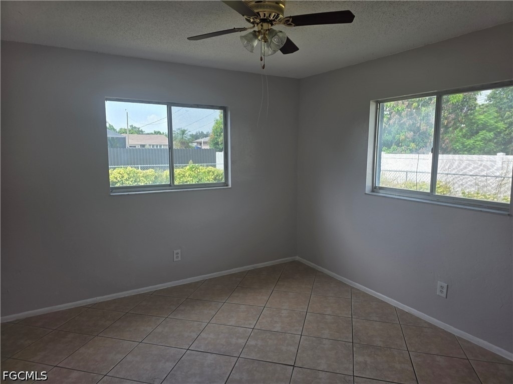 1542 Canal Street - Photo 4