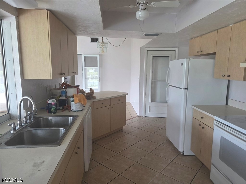 1542 Canal Street - Photo 1