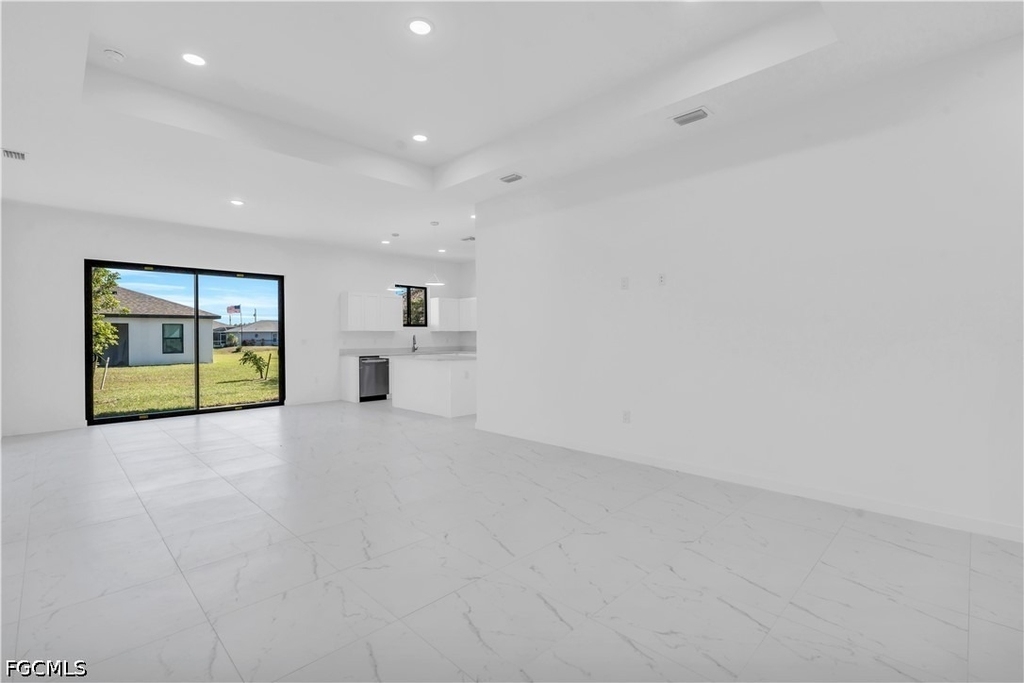 1021 Chiquita Boulevard N - Photo 13