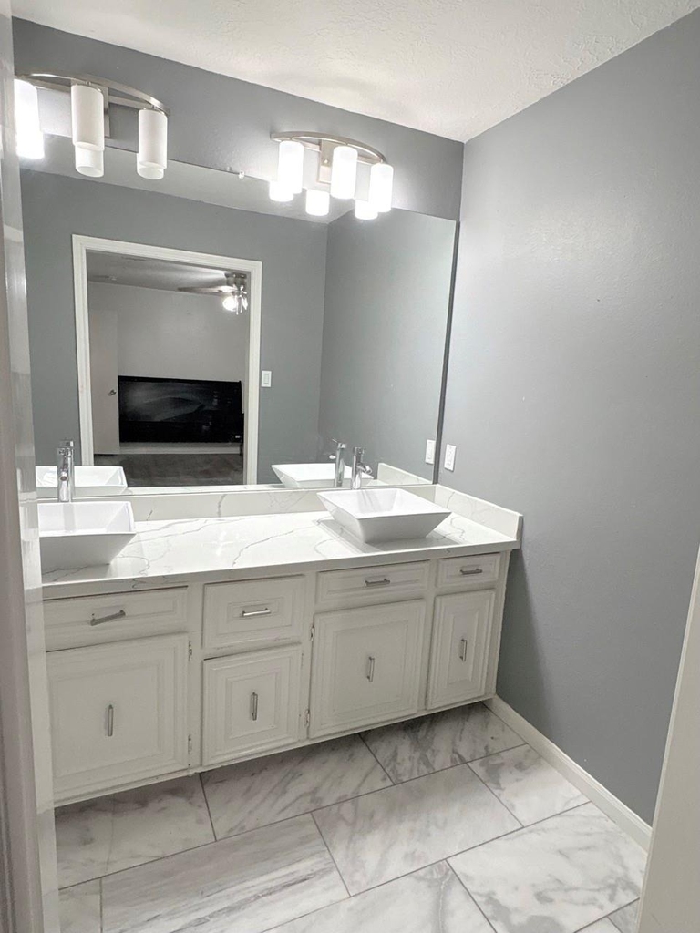 2695 S Woodloch Street - Photo 8