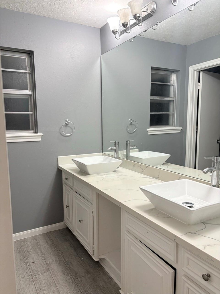 2695 S Woodloch Street - Photo 11
