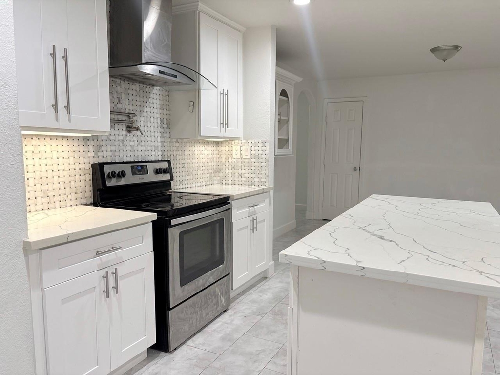 2695 S Woodloch Street - Photo 4