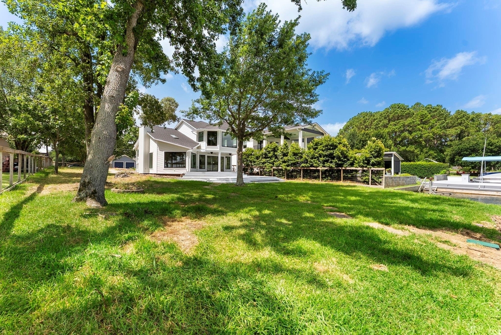 3920 Brookhaven Drive - Photo 2