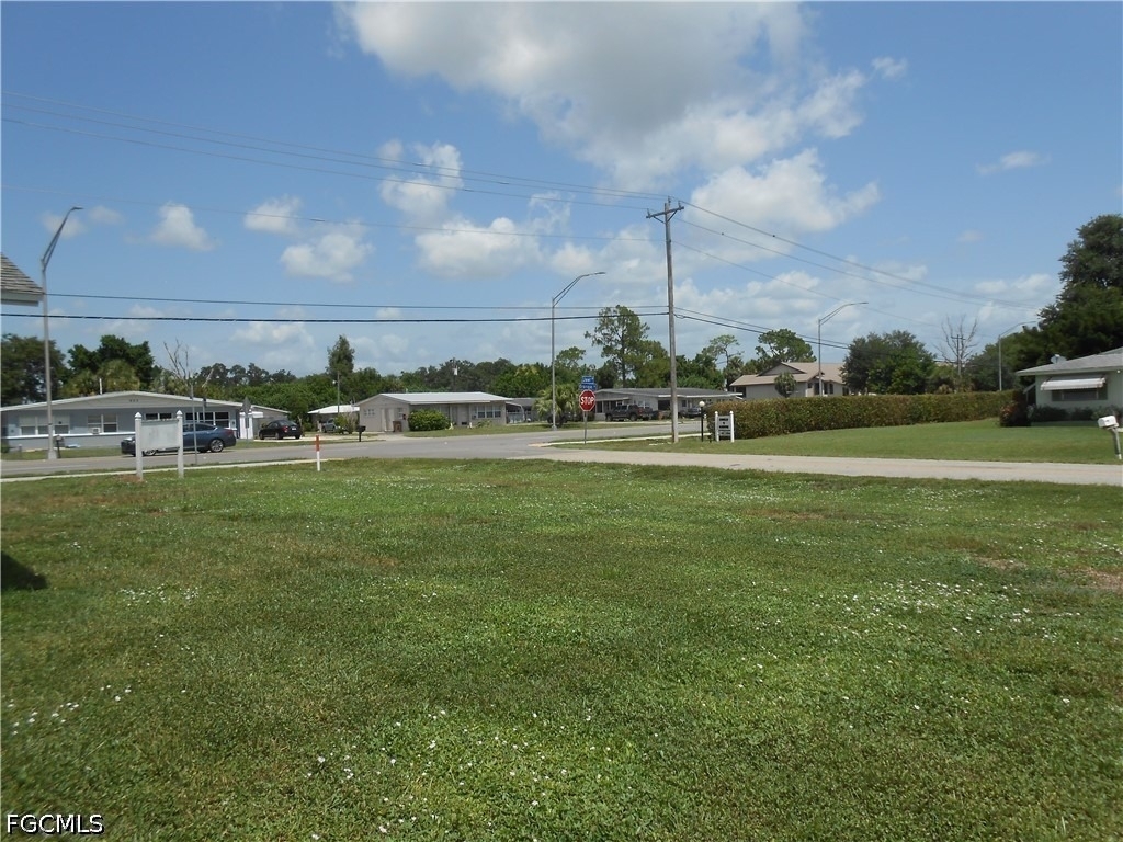 404 Joel Boulevard - Photo 32