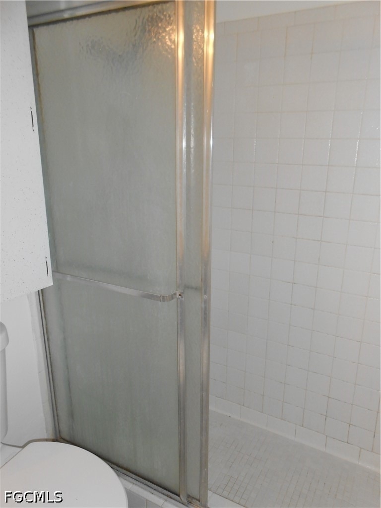 404 Joel Boulevard - Photo 17