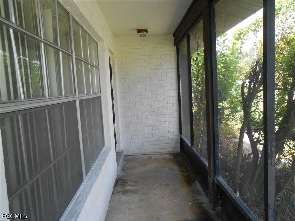 404 Joel Boulevard - Photo 3