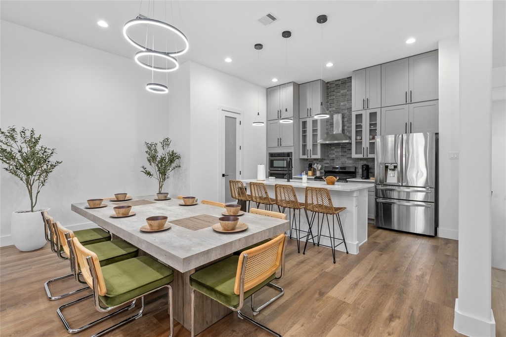 1303 E 27th Street - Photo 32