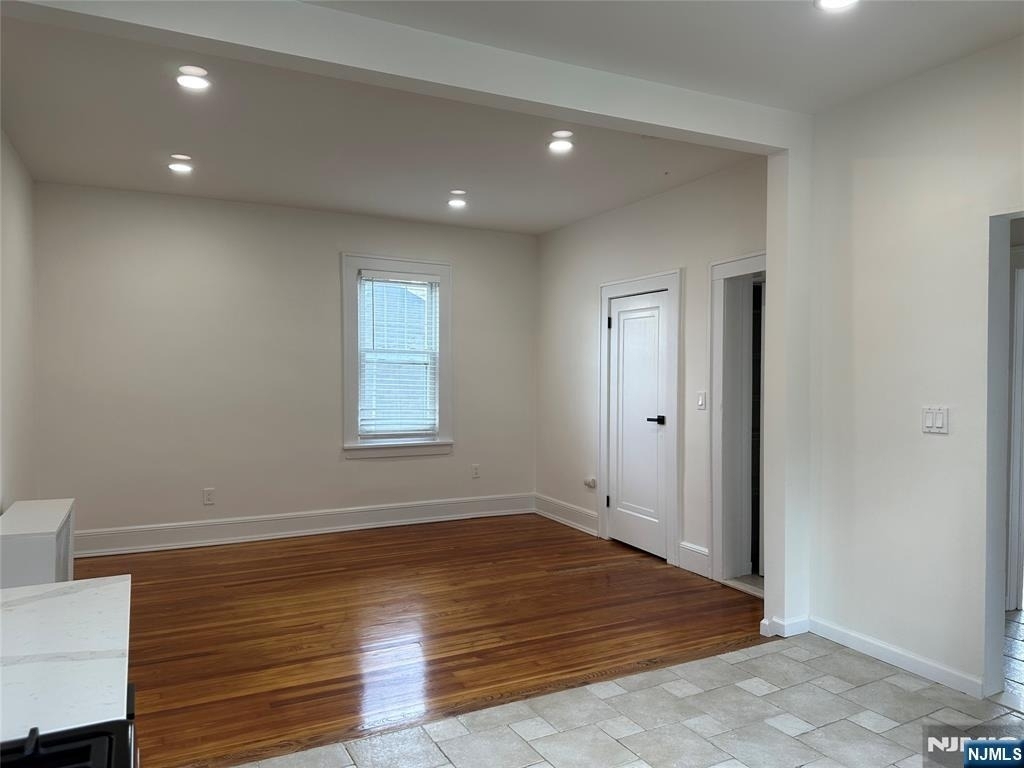 19 1st - Photo 17