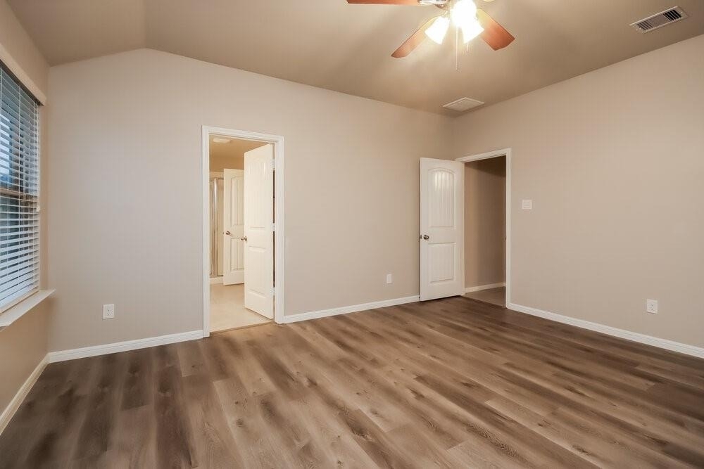 407 Ashley Falls Lane - Photo 9