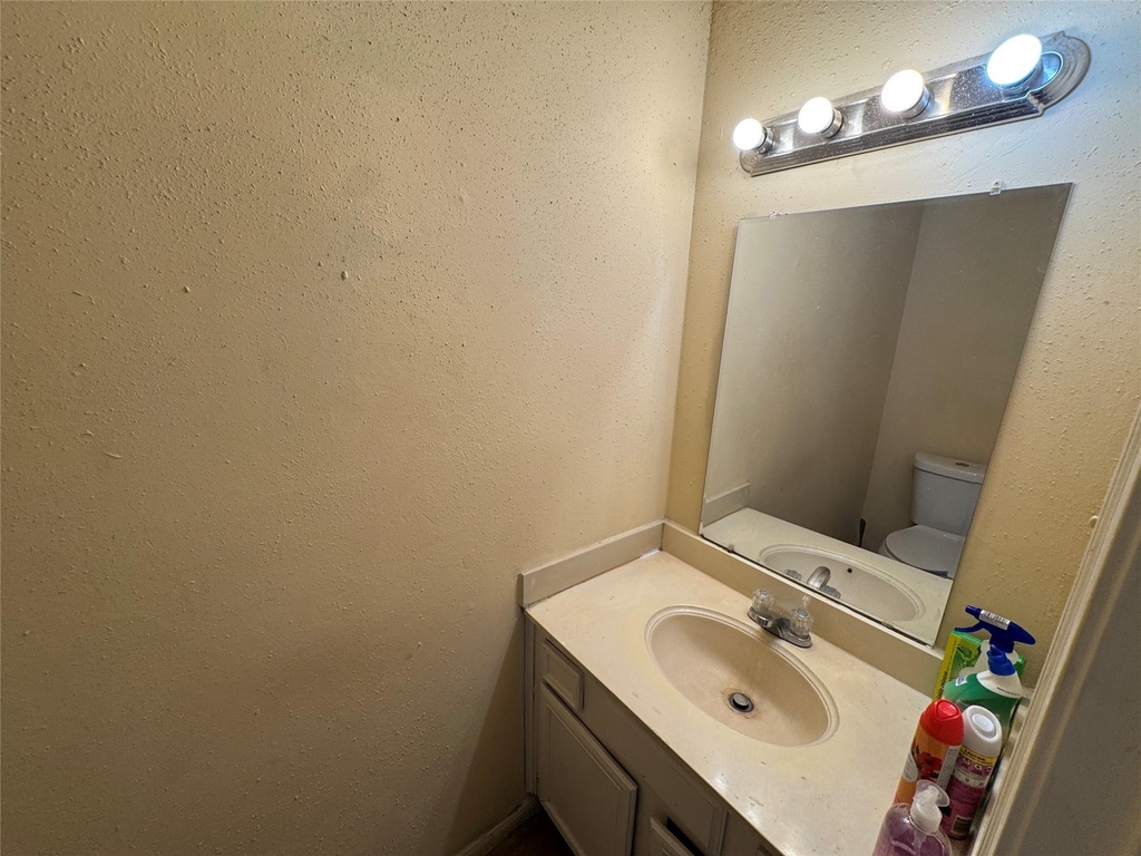 12300 Brookglade Circle - Photo 16