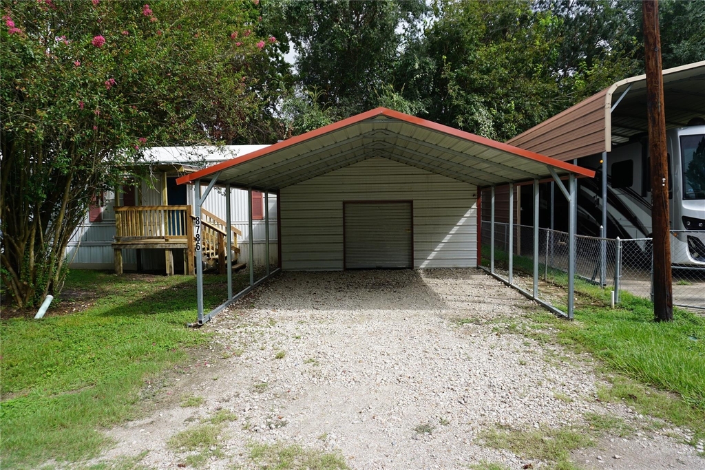 8786 Scarlet Oak - Photo 0