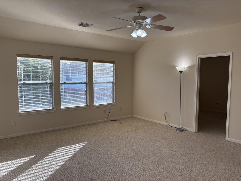 5514 Gatesprings Lane Lane - Photo 11