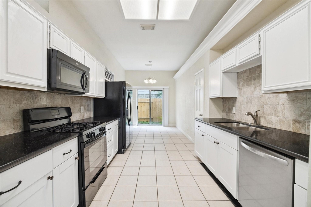 5715 S Magazine Circle - Photo 8