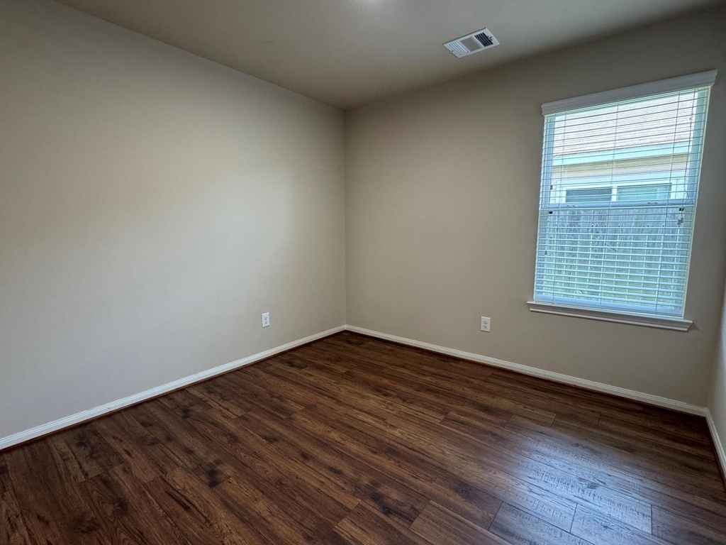 15126 Winter Meadow Court - Photo 12