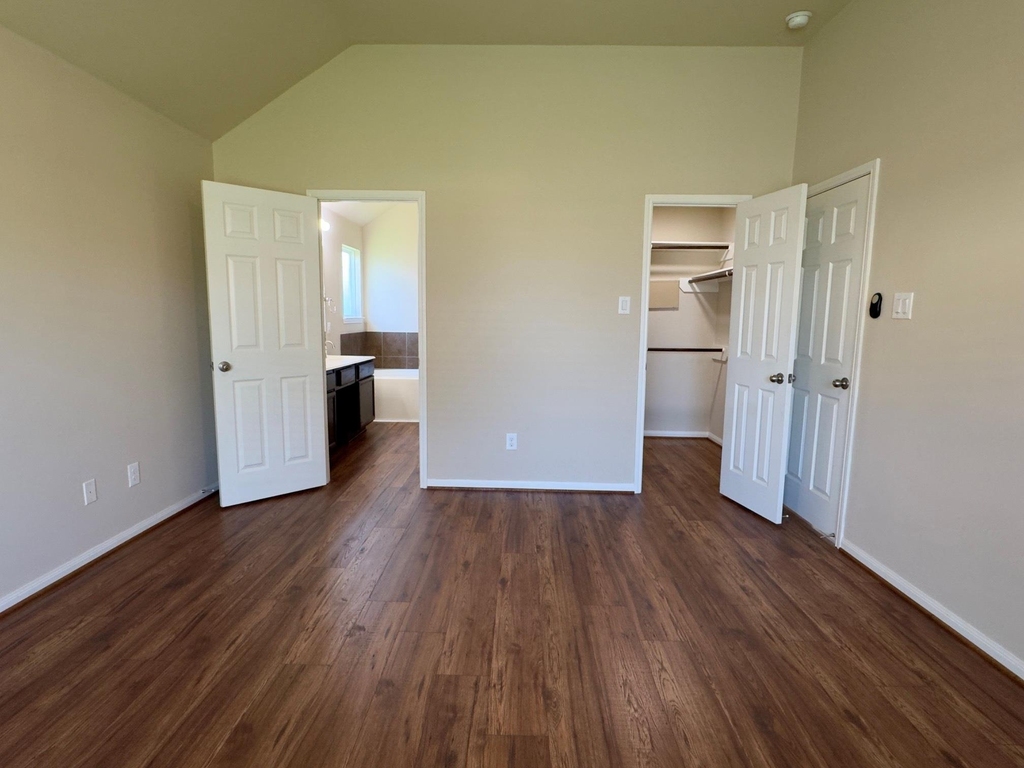 15126 Winter Meadow Court - Photo 7