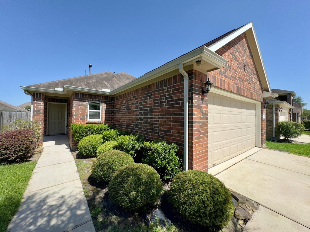 15126 Winter Meadow Court - Photo 1