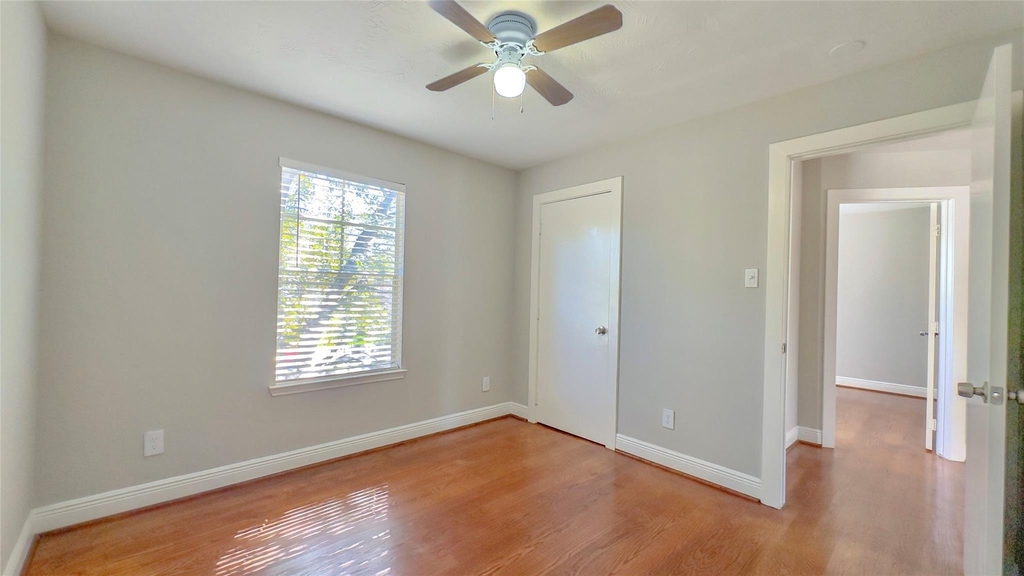 9923 Farrell Drive - Photo 18