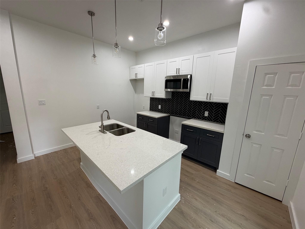 8627 Peachtree Street - Photo 2
