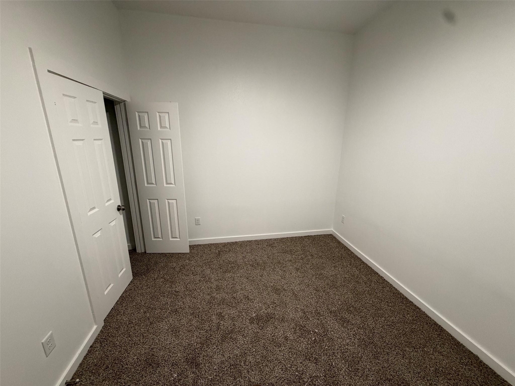8627 Peachtree Street - Photo 8