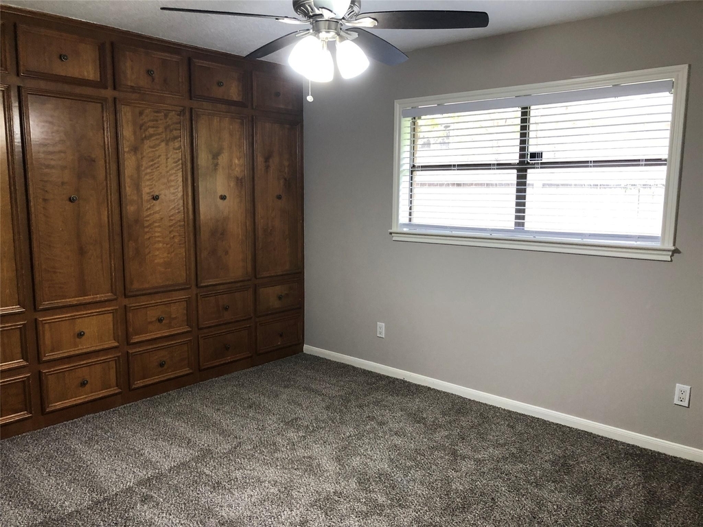 3414 Wooddale Lane - Photo 10