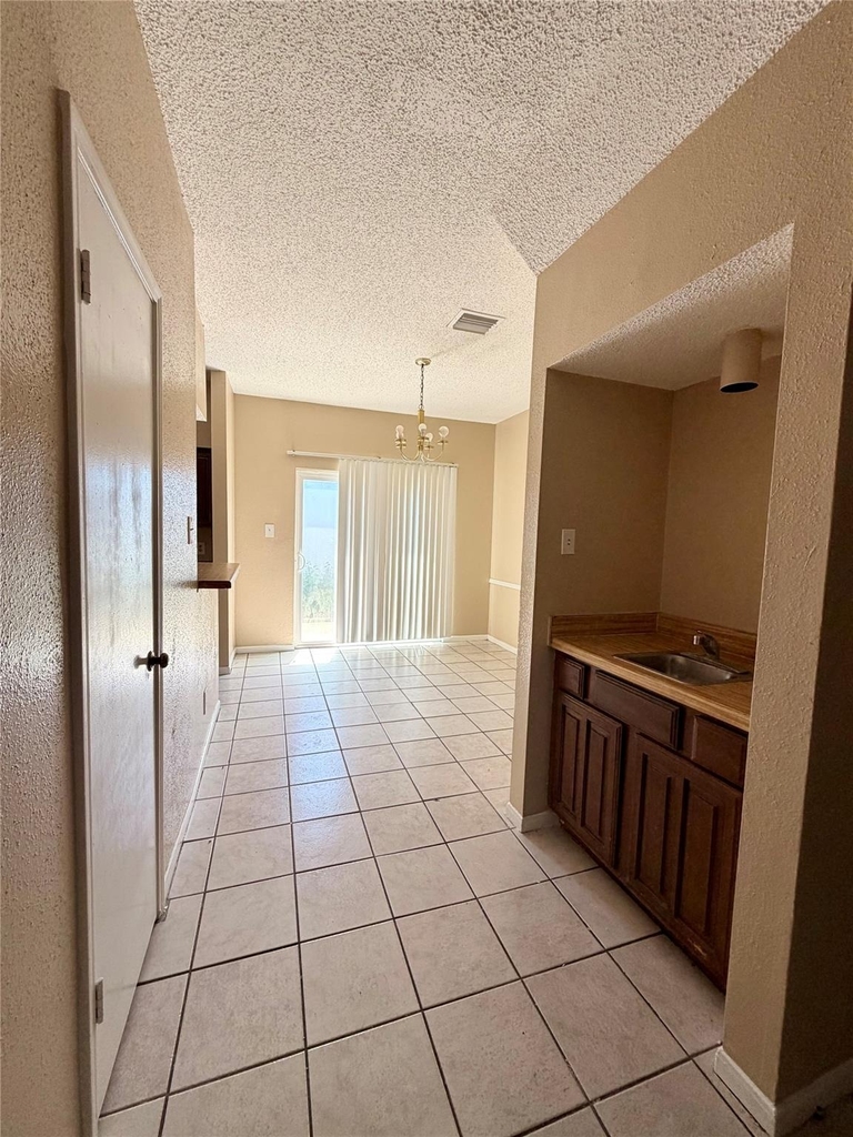 12400 Brookglade Circle - Photo 4