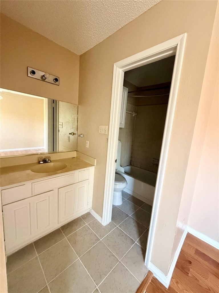 12400 Brookglade Circle - Photo 13