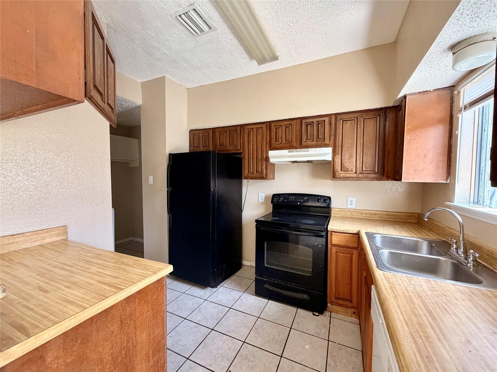12400 Brookglade Circle - Photo 6