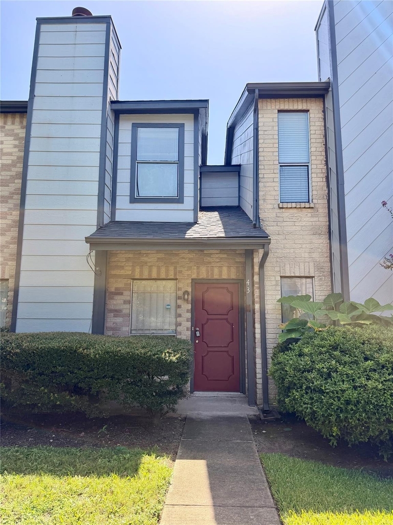 12400 Brookglade Circle - Photo 0