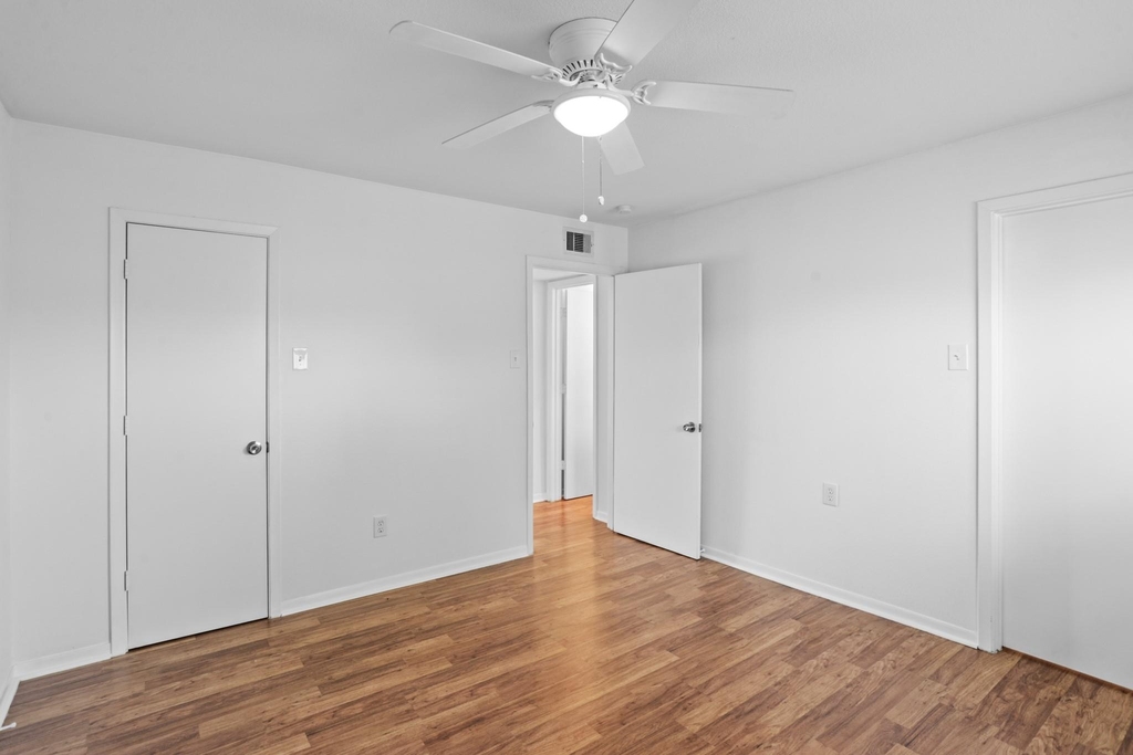 1408 Hughes Street - Photo 22