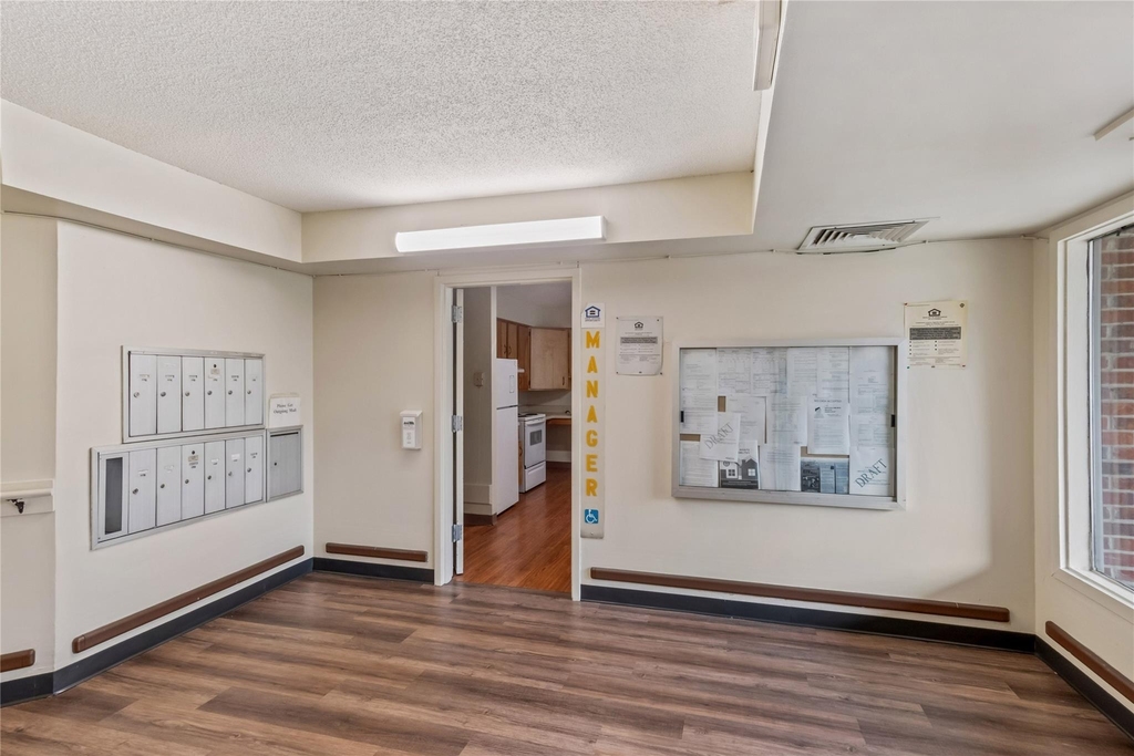875 Doctor Mlk Jr Avenue - Photo 5