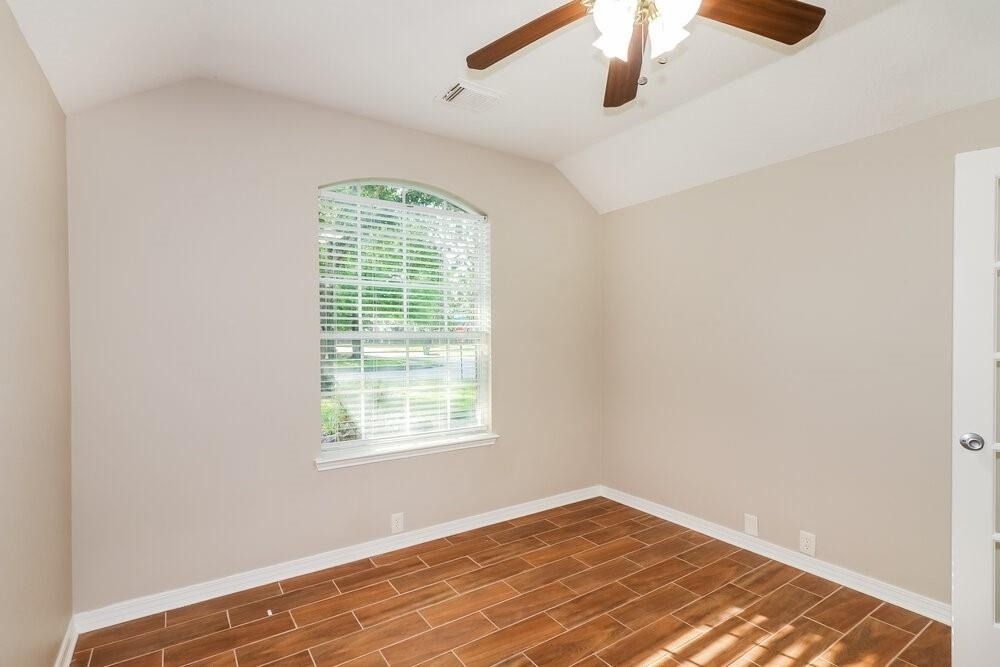 3103 Bronco Bluff Court - Photo 8