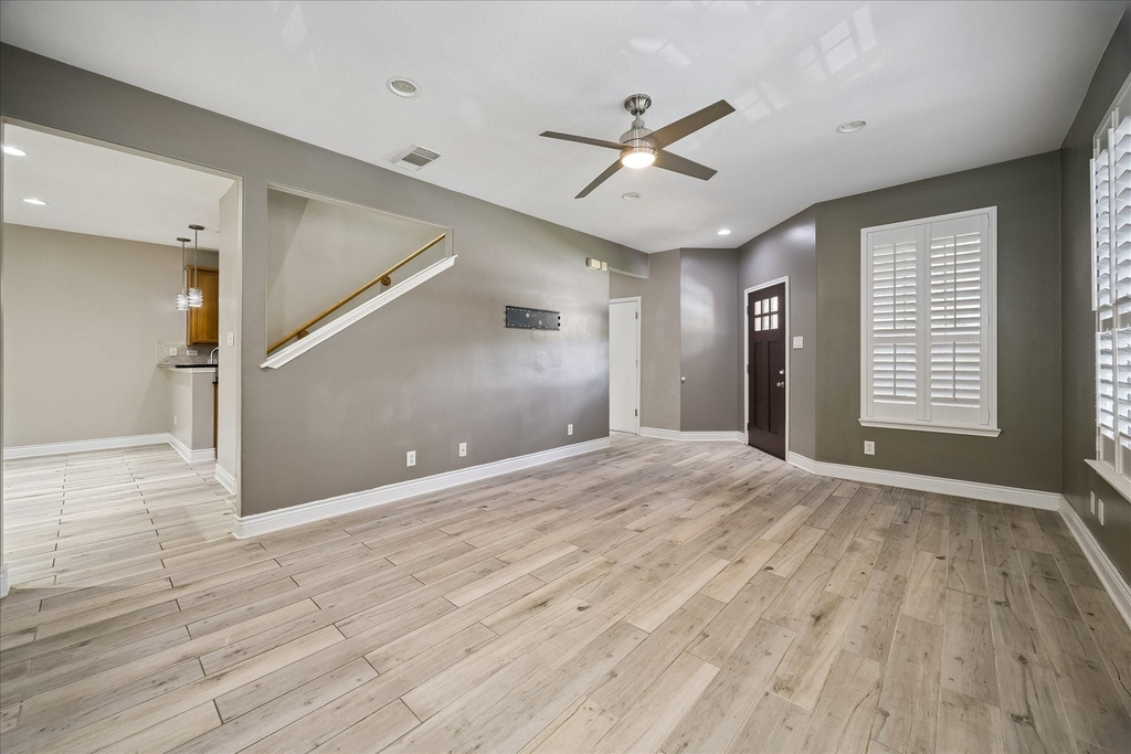 7403 Hollister Ridge - Photo 2
