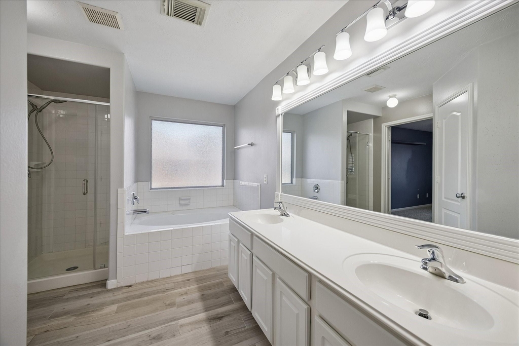 7403 Hollister Ridge - Photo 8