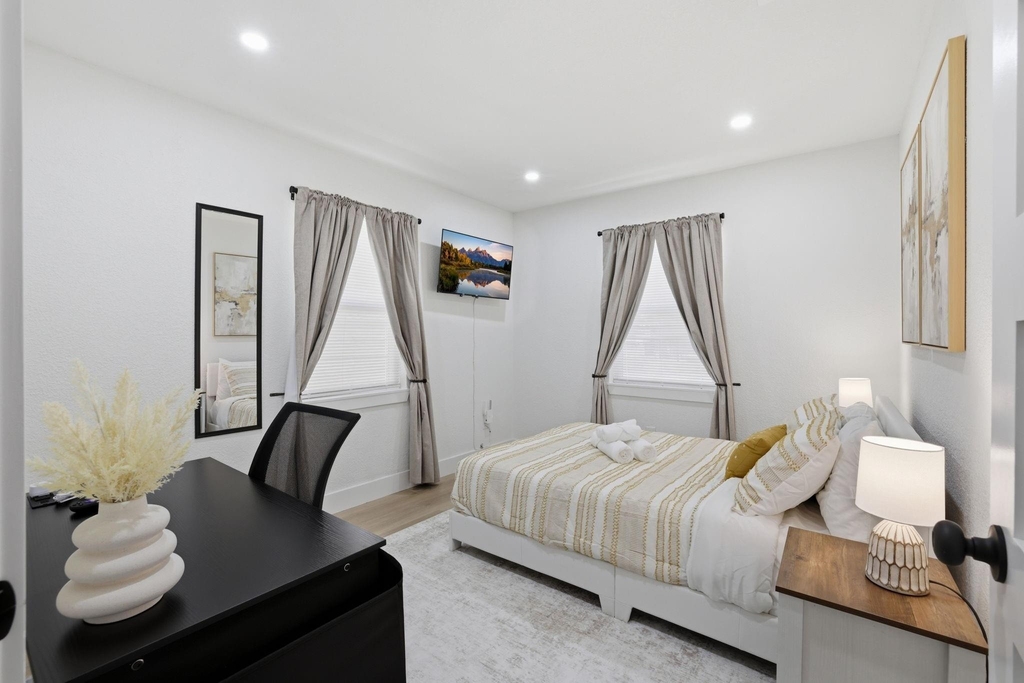 3011 Columbia Street - Photo 11