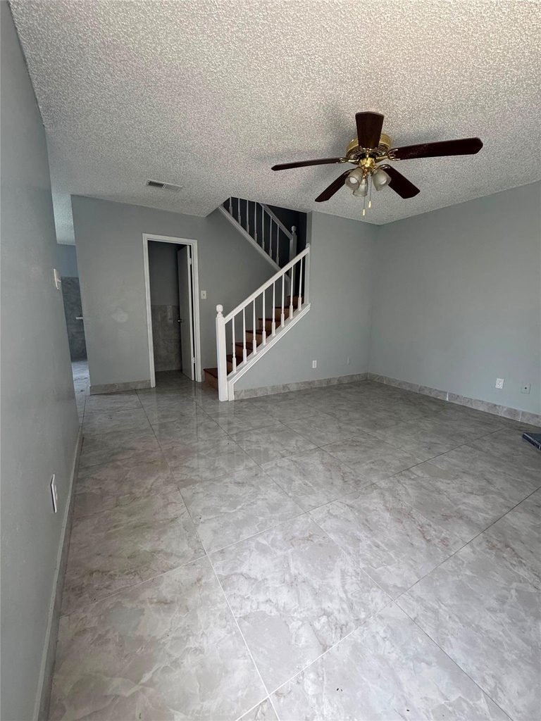 12700 Leader Street - Photo 4