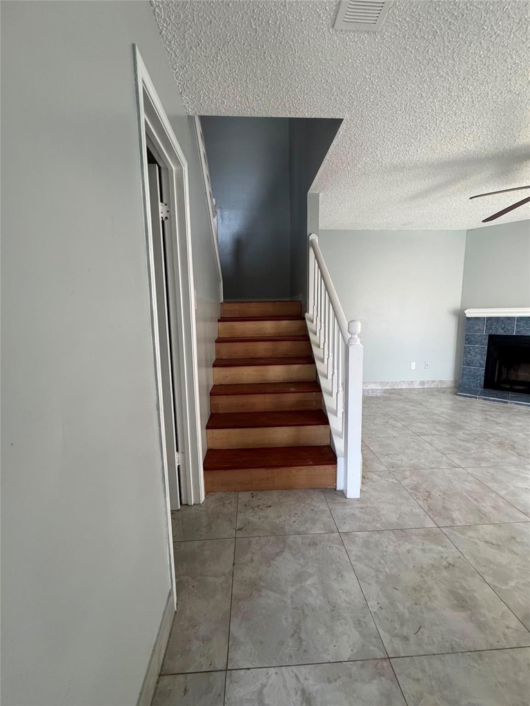 12700 Leader Street - Photo 7