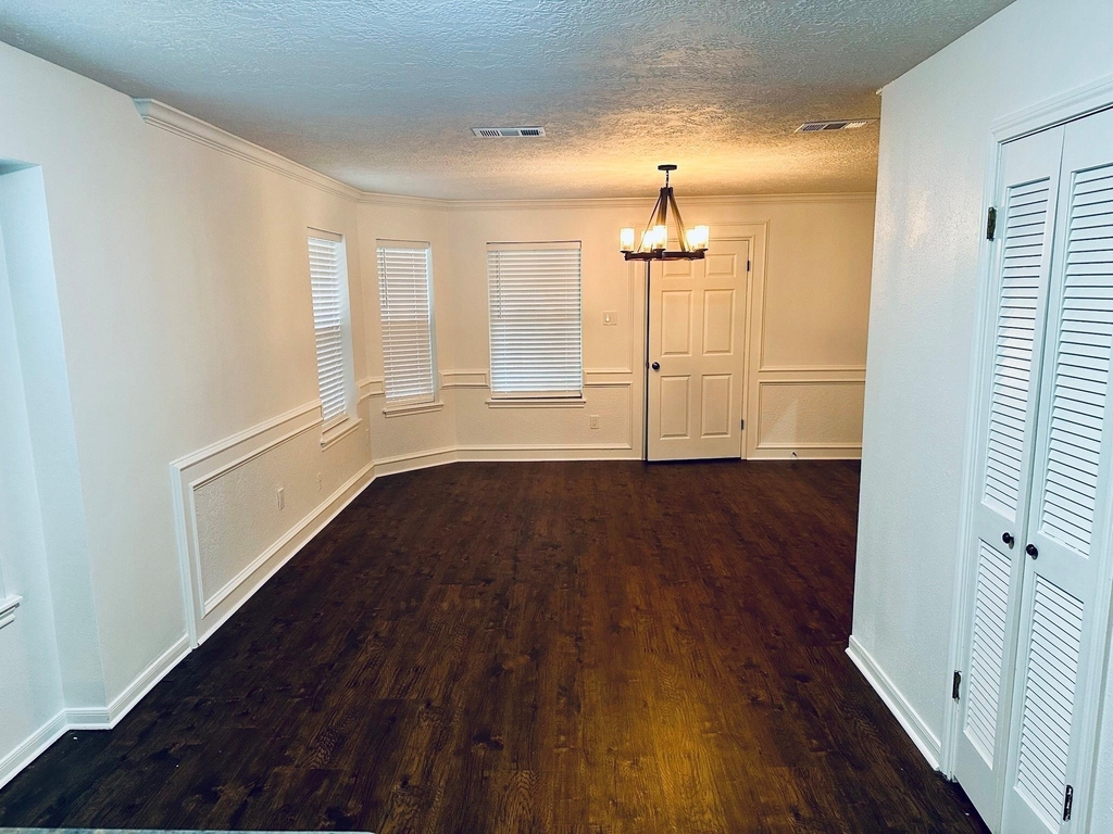 15726 Gettysburg Drive - Photo 5