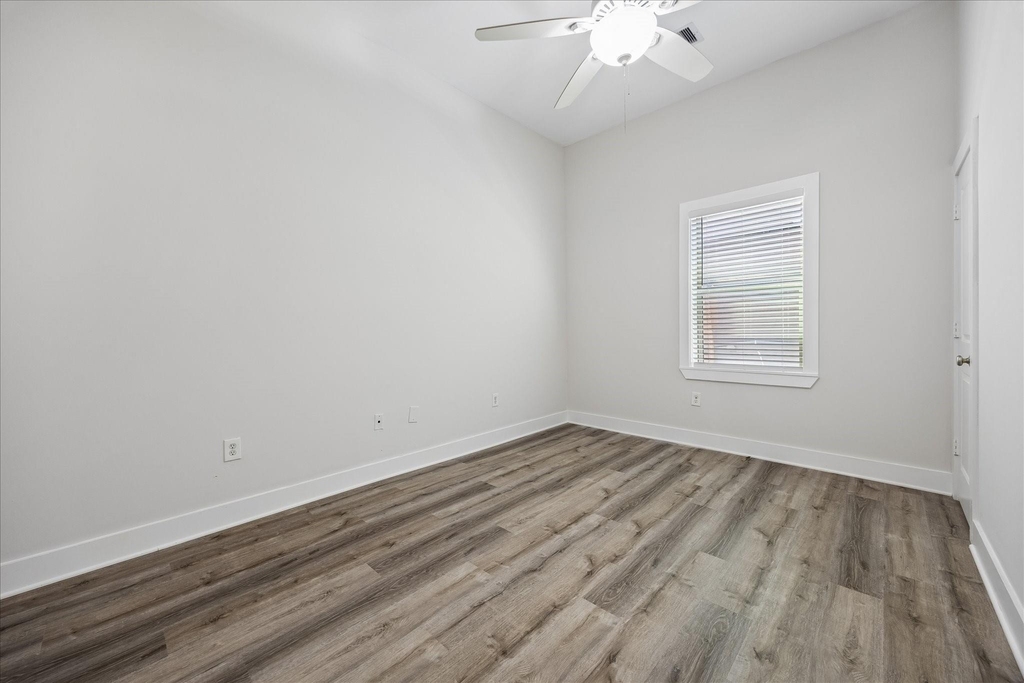 2316 Hopkins Street - Photo 10
