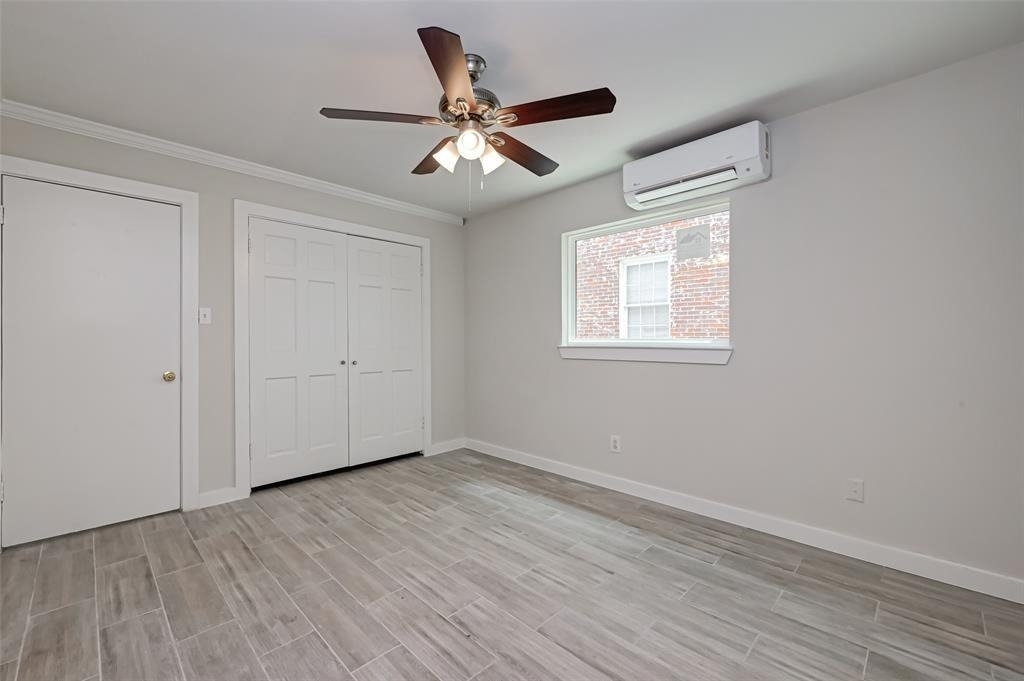 1747 Wroxton Court - Photo 11