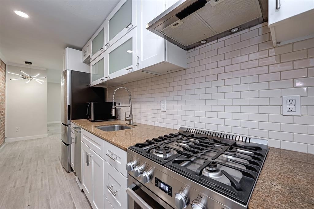 1747 Wroxton Court - Photo 4
