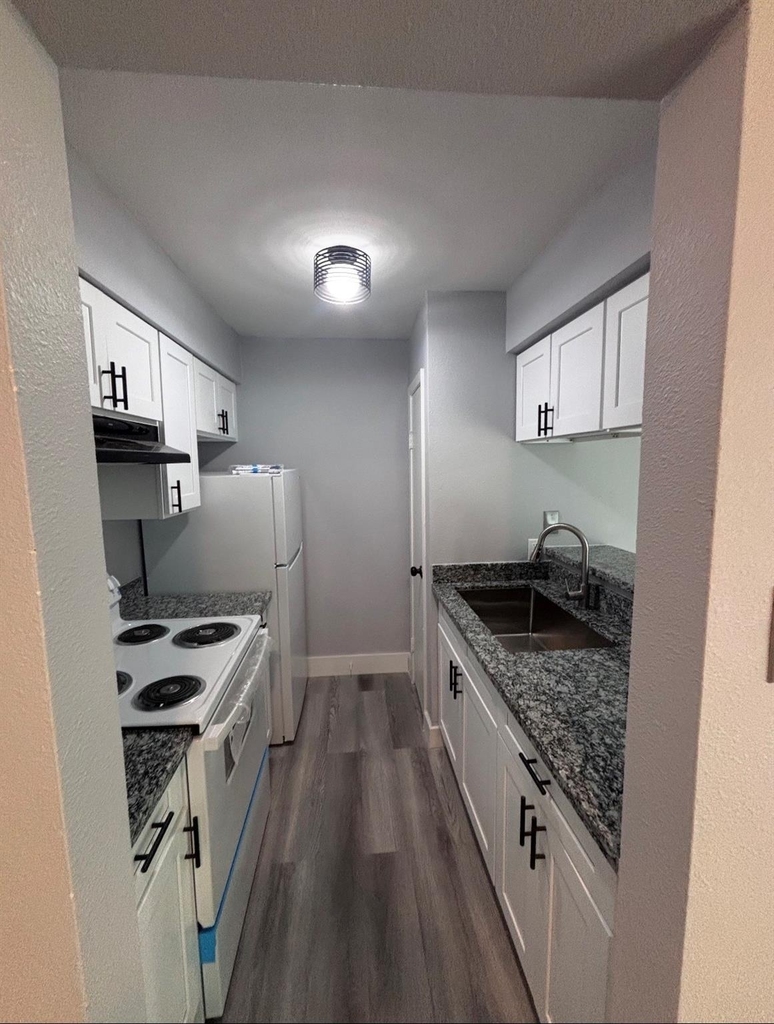 8406 Detroit Street - Photo 1